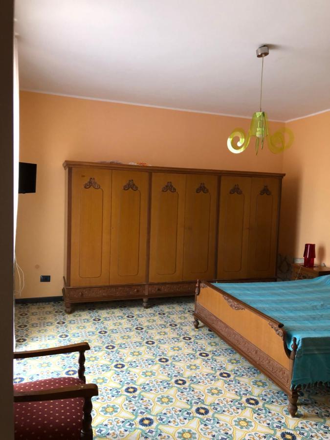 B&B Villa Zia Febronia Патті Екстер'єр фото