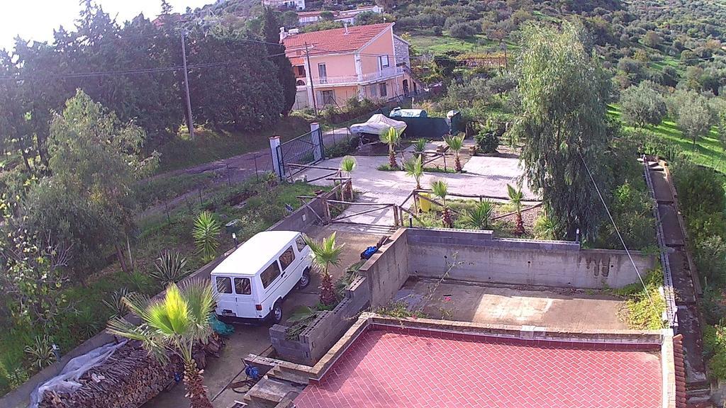 B&B Villa Zia Febronia Патті Екстер'єр фото